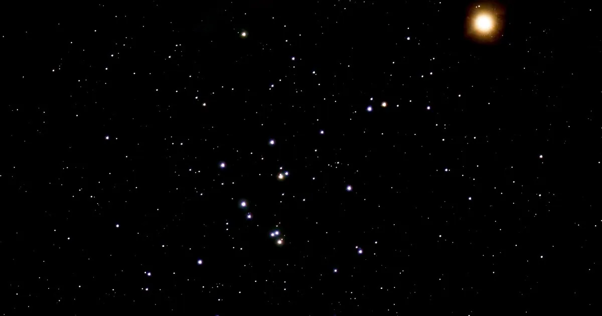 Mars passes through Beehive cluster this week